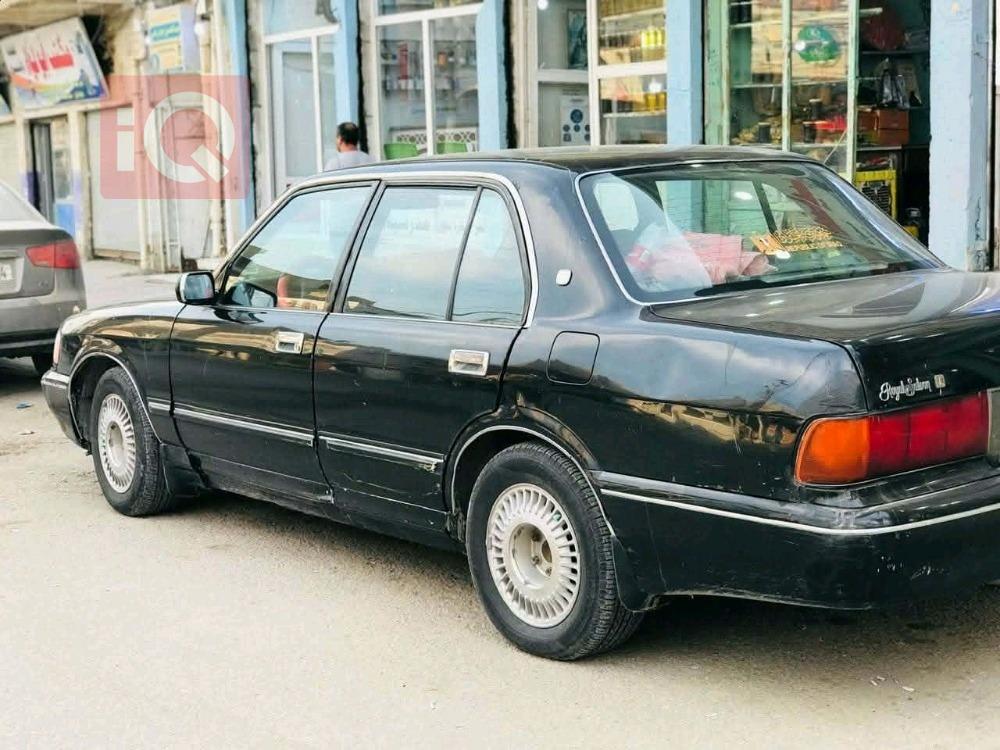 تويوتا كراون